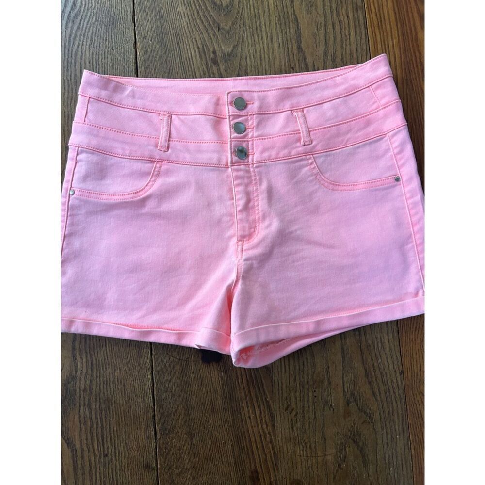 refuge High-Rise Light 💡 Neon Pink Denim Shorts 🩳 Back Pockets